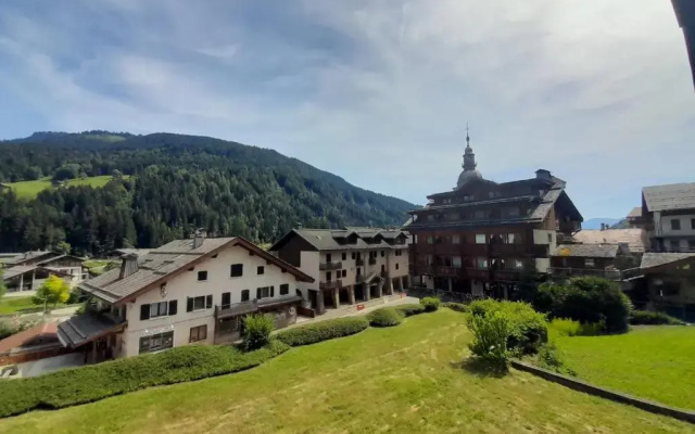 Studio With Balcony Center In Grand Bornand