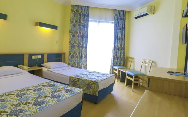 Caretta Relax Hotel