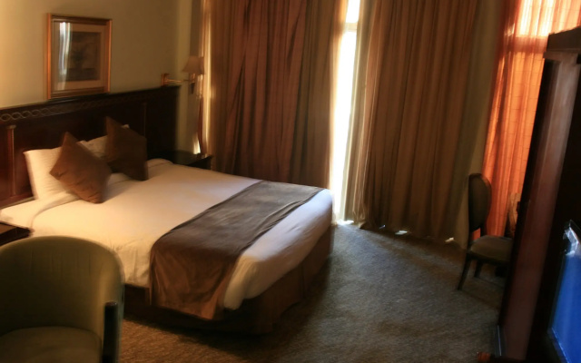 Rama Hotel