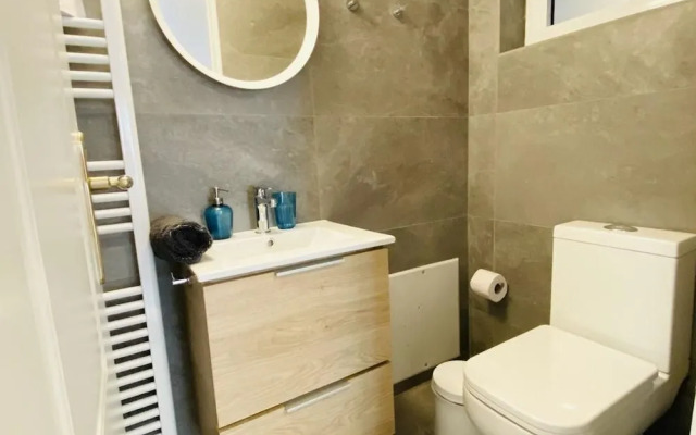 Luxury Studio in Historical Center, Syntagma-Plaka