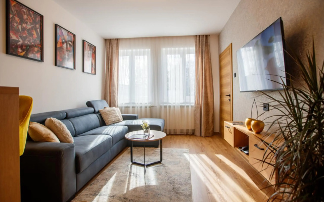 Garni Hotel Royal Crown