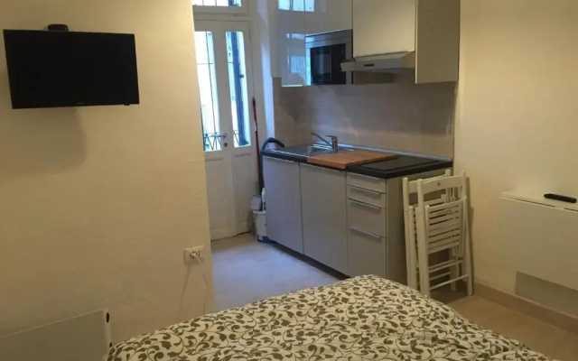 Monolocale Nizza 27 (Adults Only)
