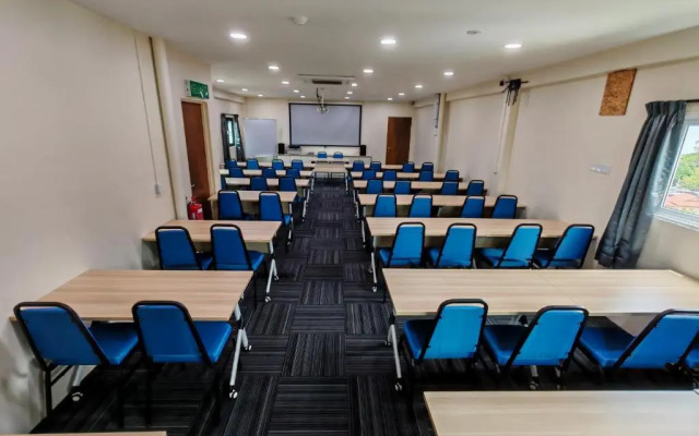 Pangkor Pop Ash Hotel