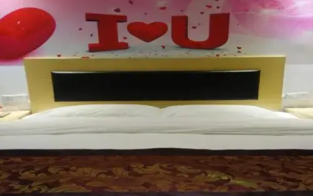 Junyi Hotel (Jiangnan Songcheng Bubugao Square)