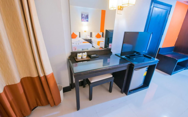Asawann Hotel