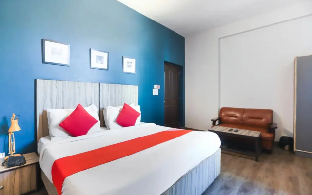 Golden Villa by OYO Rooms
