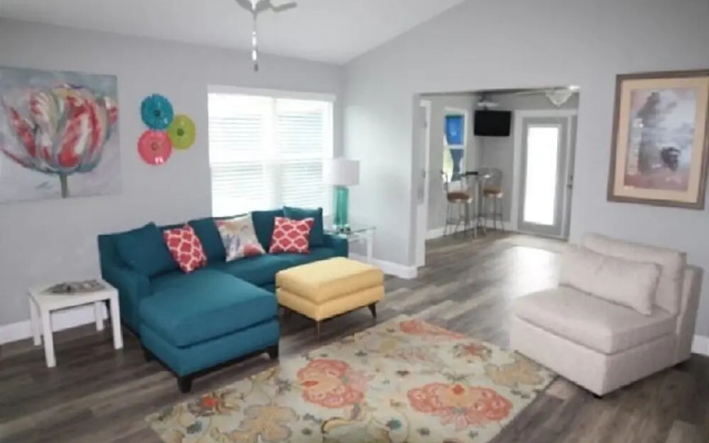 Sunset Harbor 3 Bedroom Home by Redawning