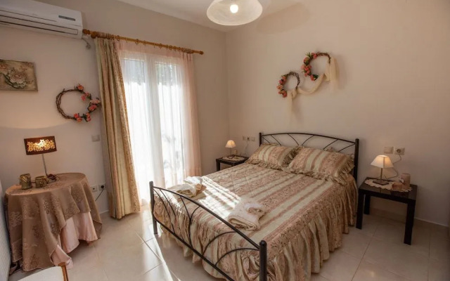 Elisso Apartment