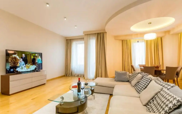 Central Cosy 5BD-5BATH Apartment