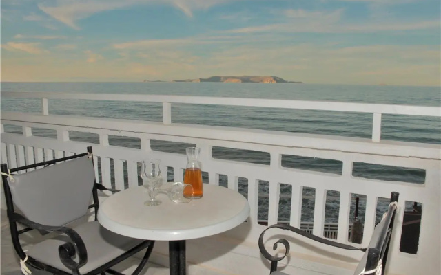 Sunset Beach Hotel
