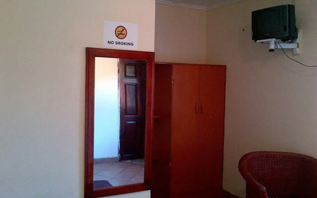 Golden Days Executive Lodge Livingstone