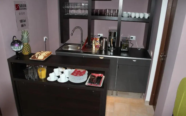 Studio ApartCity