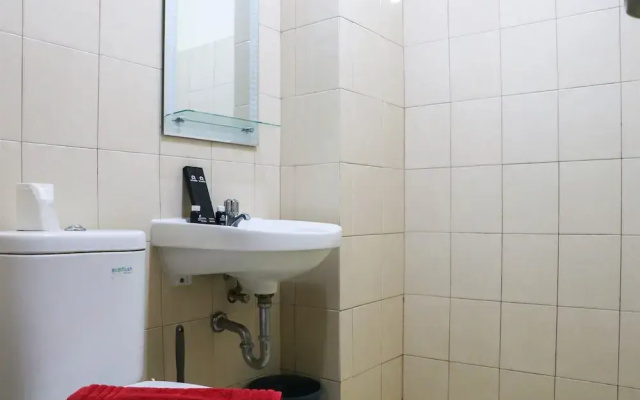 Functional 2Br At Tifolia Apartment