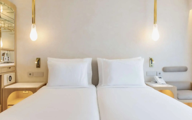 EVOLUTION Cascais-Estoril Hotel