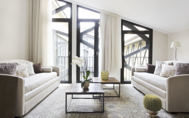 Adriano Residence
