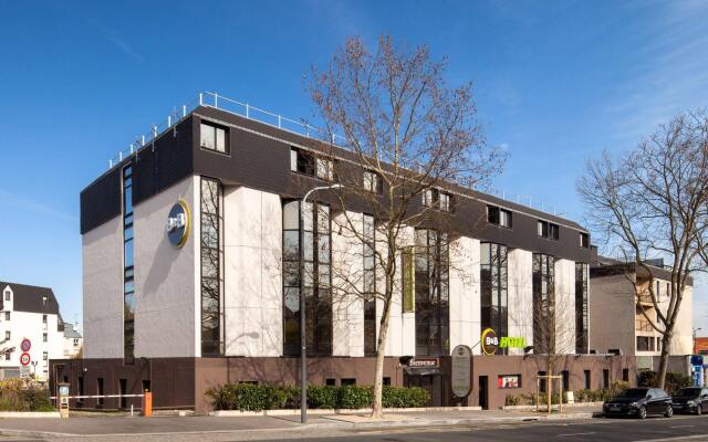 Отель B&B Hôtel Paris Châtillon вид на фасад