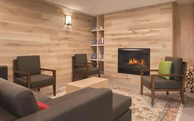 Country Inn & Suites By Carlson, Pella
