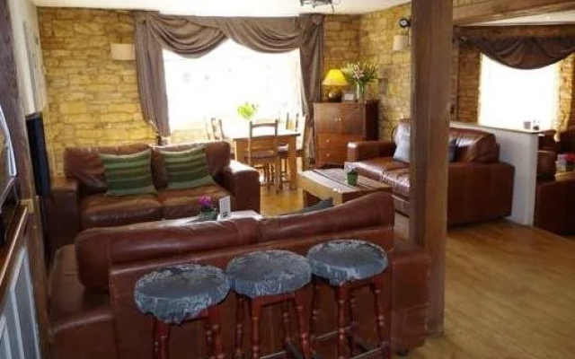 Chester House Hotel