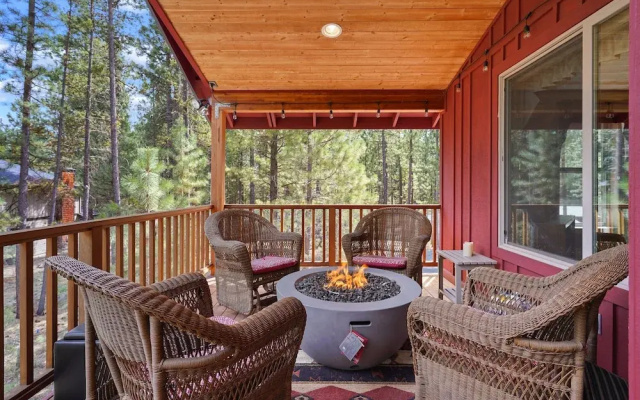16 Jillian 4 Bedroom Home by RedAwning