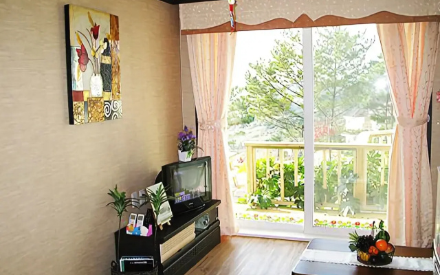Anmyeondo Noblesse Palace Pension