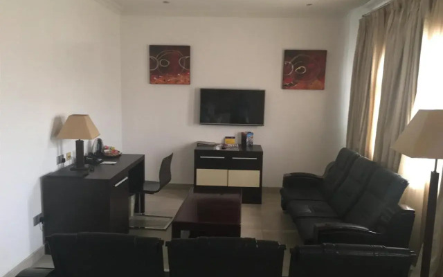 Plus Lagos Ikeja Hotel
