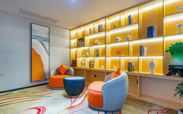 Zigui Park Hyatt Light Luxury Hotel
