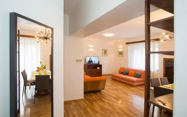 Apartment Mina