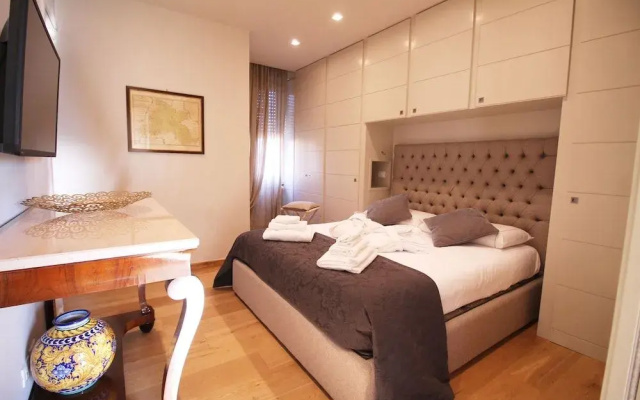 See St Peter from a Luxurious Terrace