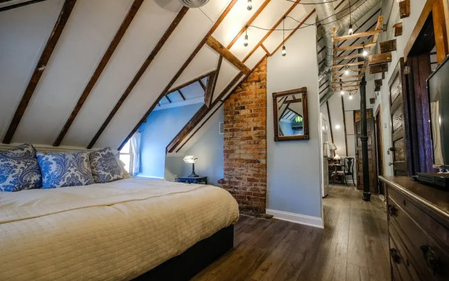 Double Oaks Bed and Breakfast