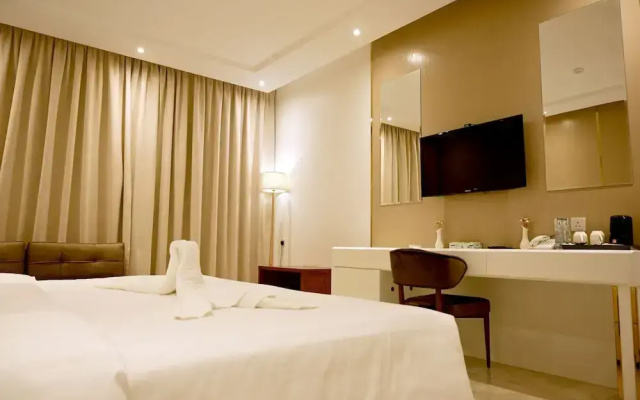 Sela Hotel