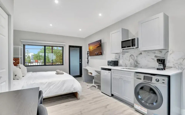 2922 Banyan Units