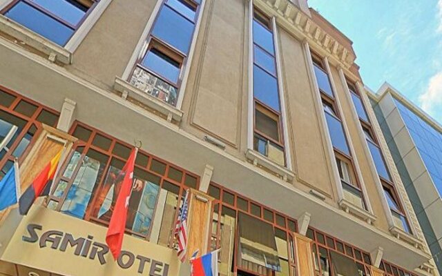 Samir Deluxe Hotel вид на фасад