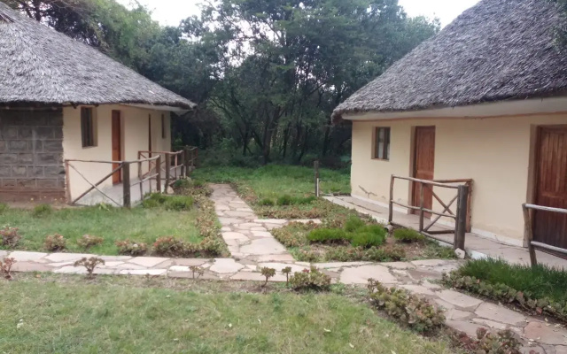 Mara Topi Lodge