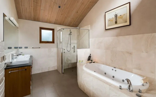 Aiyana Retreat