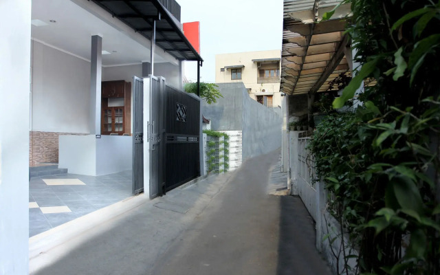 OYO 121 Ayub Residence Syariah