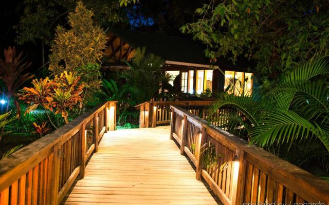 Отель The Lodge at Pico Bonito вид на фасад