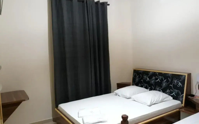 Hotel Zeus 2