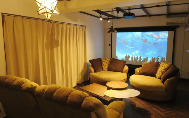 Cinema Resorts 1