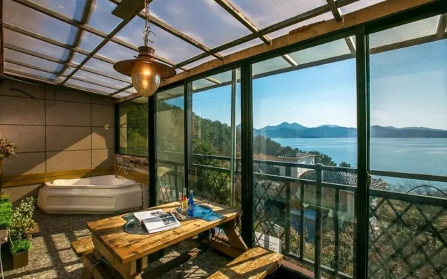 Santamonica Pension