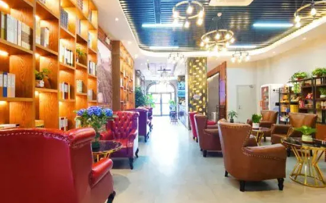 Huayi selection Hotel (Tianjin Renmin West Road store)