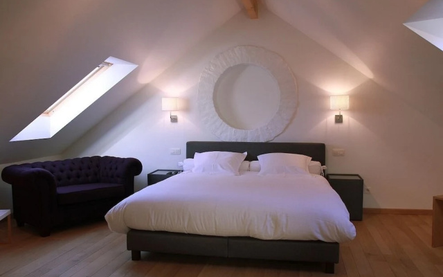 Hotel - Ferme du Chateau D'ahin