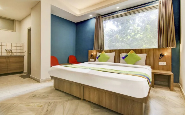 Treebo Mall View, DLF Phase II