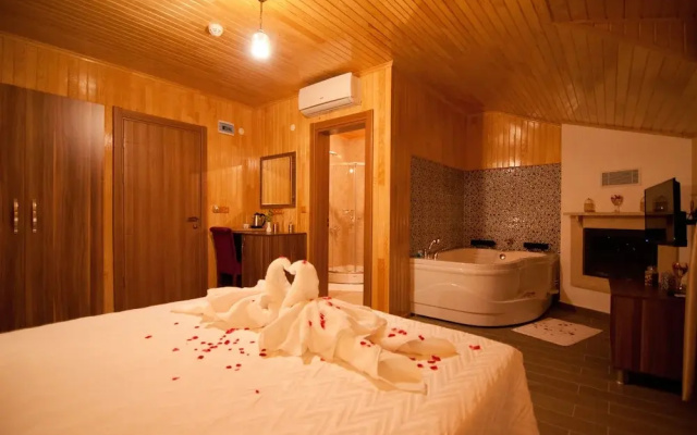 Defne Hotel