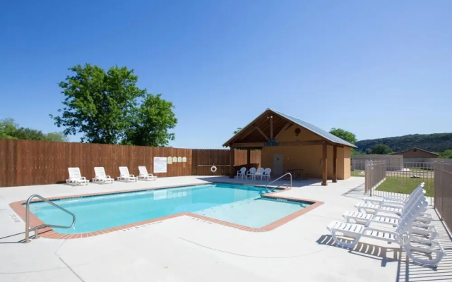Rio Retreat RG 109 in Canyon Lake