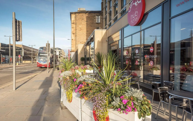 Garner Edinburgh Haymarket by IHG