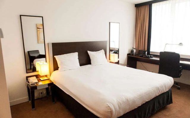 Progress Hotel