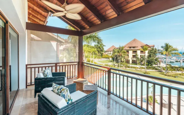 Penthouse w Jacuzzi and Ocean View Puerto Bahia