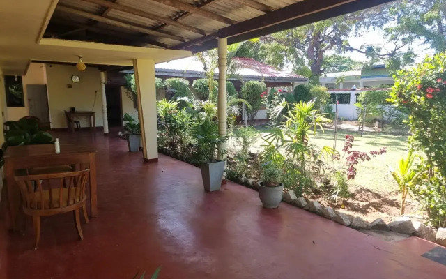 Sunthara Villa