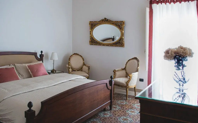Santa Domenica Guest House