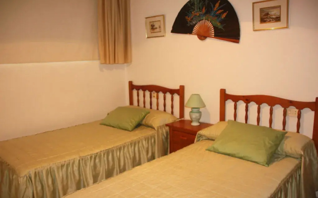 Penismar I-Ii  Apts